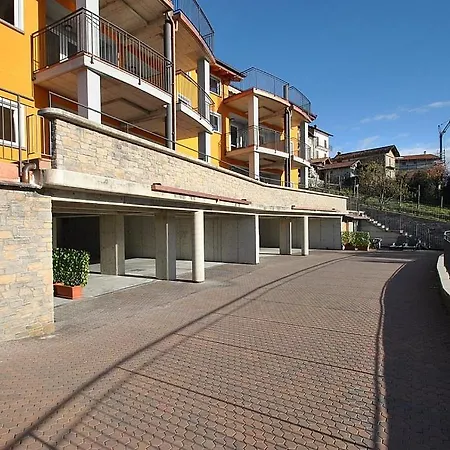 Piazzo Sleeps 8 Pool Wifi Διαμέρισμα Vercana