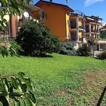Piazzo Sleeps 8 Pool Wifi * Vercana